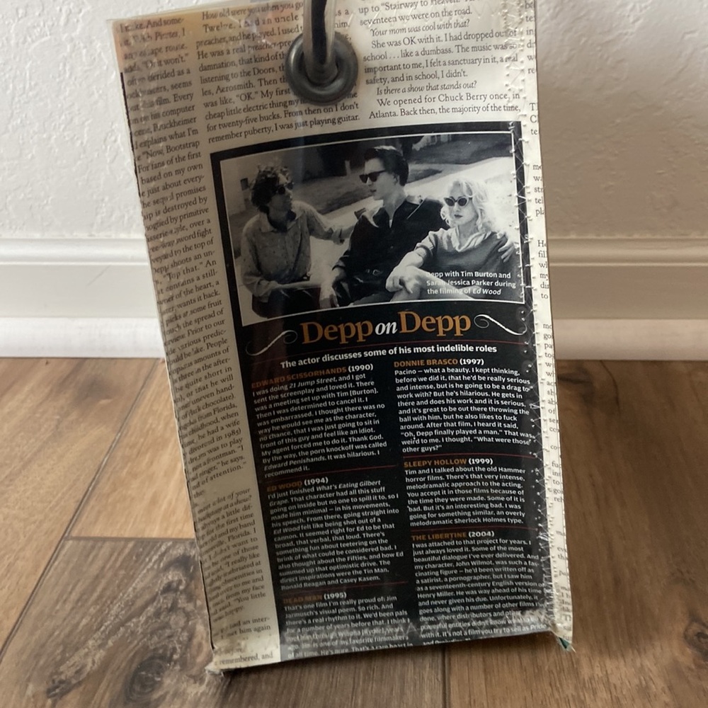 Rolling Stones Johnny Depp Magazine Purse - Picture 2 of 5
